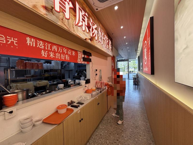 好运转（旺铺出租）海宁市丰收西路（总部大厦对面）河滨汇临街商铺出租
