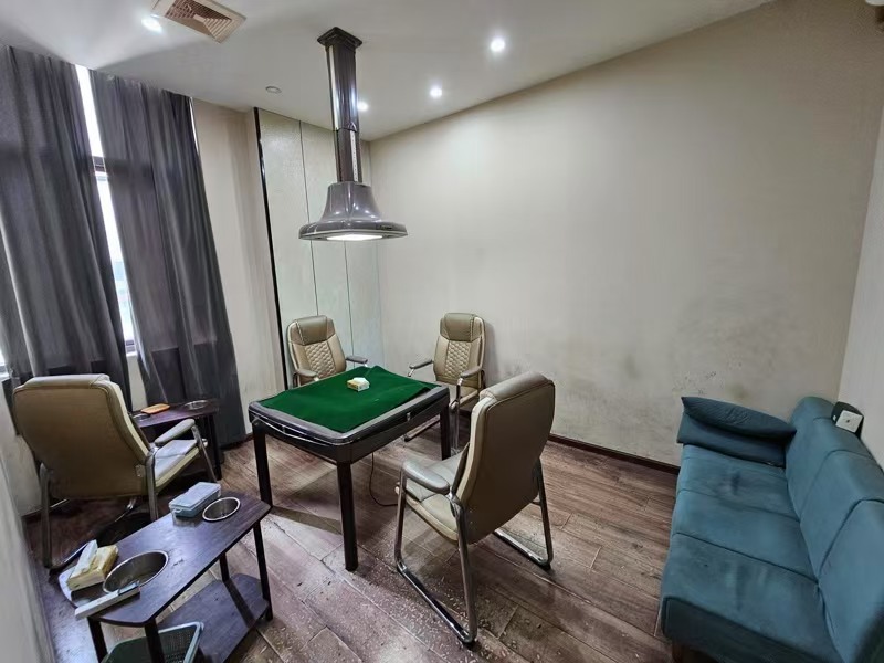 好运转（烟雨阁茶艺棋牌）南湖区万达广场附近棋牌室转让 7个包厢