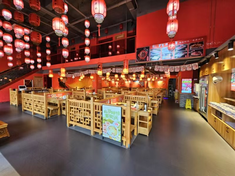 好运转（火锅店转让）海宁市区豪装火锅店转让  高峰期能做2万＋  