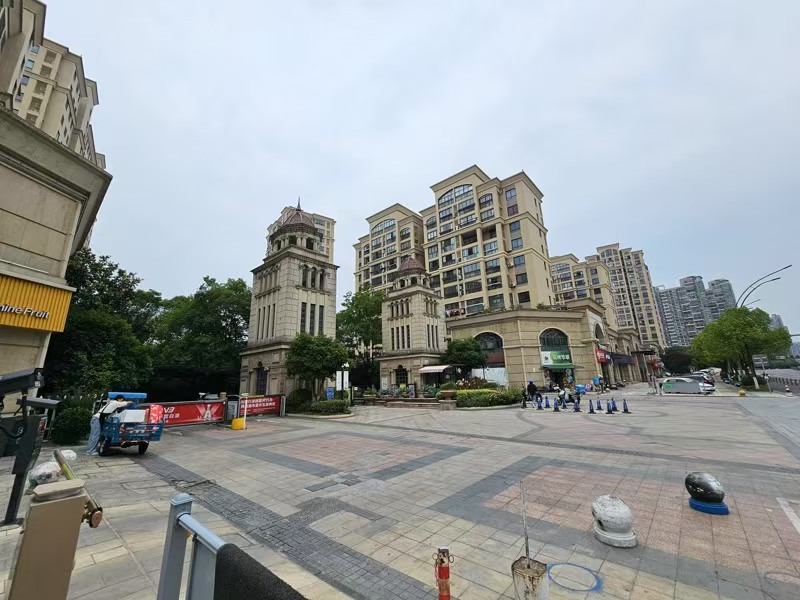 好运转（隐栖足道）大型成熟小区门口旁220㎡足浴SPA馆转让