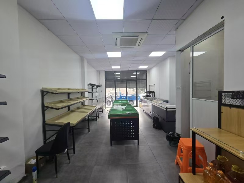 好运转（543）小区门口生鲜水果店转租