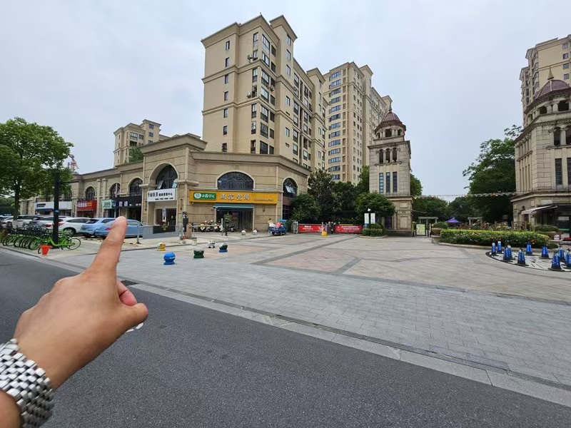 好运转（隐栖足道）大型成熟小区门口旁220㎡足浴SPA馆转让