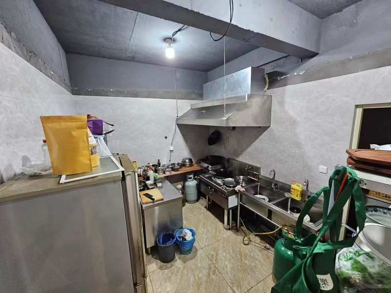 好运转（壹加酿酒庄）秀洲区商业街正拐角260㎡酒庄、空店铺转让