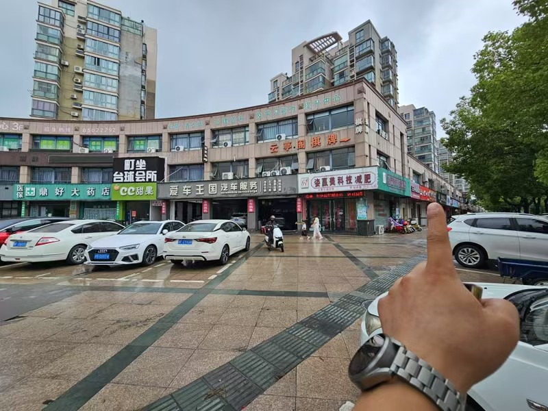 好运转（沙县小吃）城区大型十字路口旁沙县小吃店、有事低价急转让