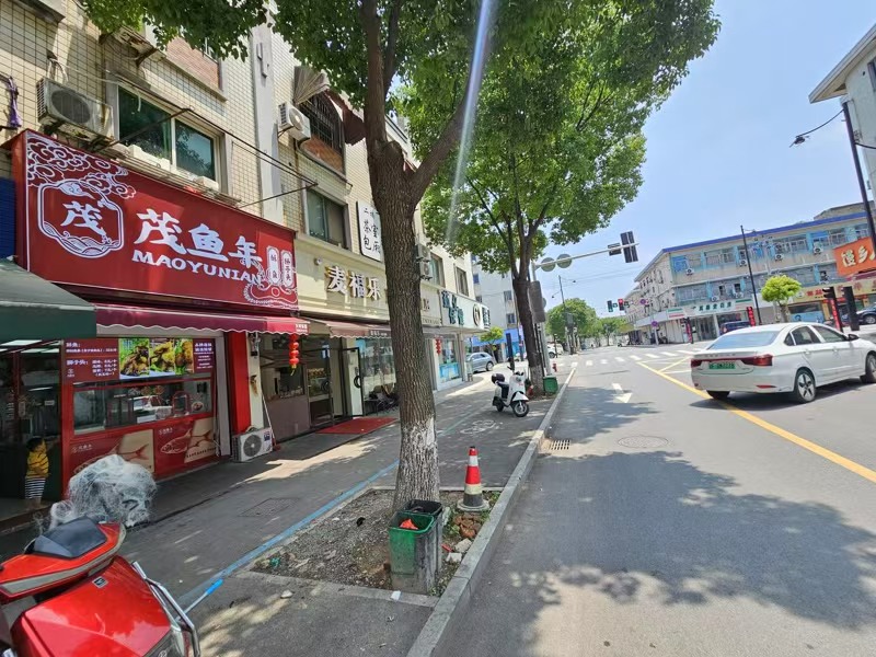 好运转（茂鱼年）南湖区菜场门口油炸爆鱼店转让