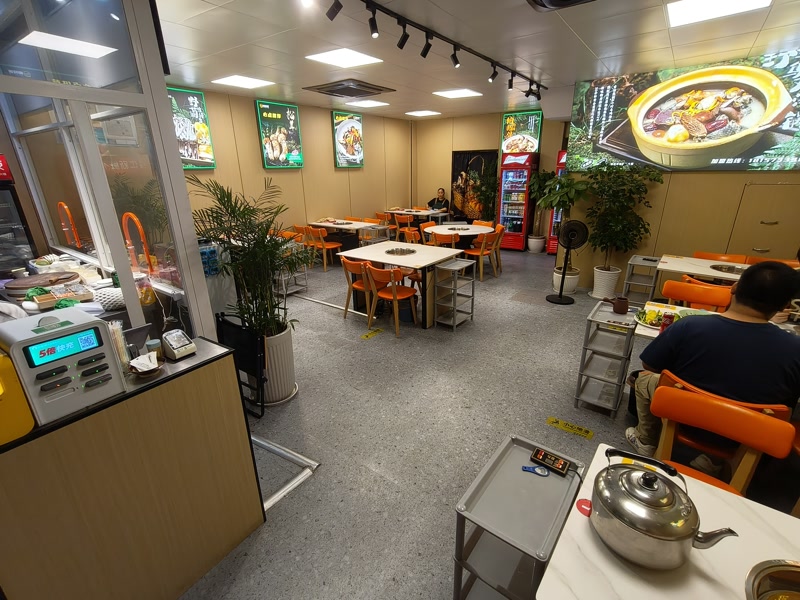 好运转（210平豪装牛肉火锅）嘉兴市秀洲区油车港马厍路火锅店转让