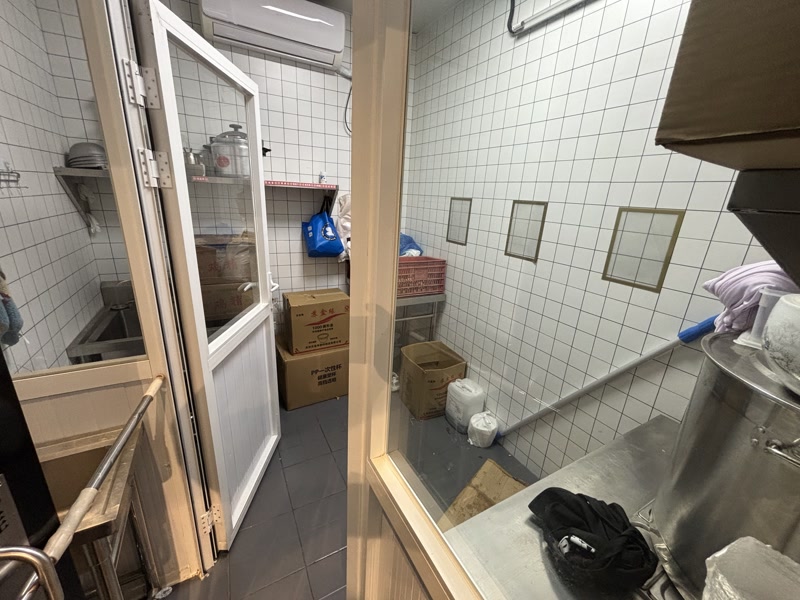好运转（俏麦粒兰州纯牛肉面）嘉兴市南湖区辰溪里市中心CBD商圈面馆转让