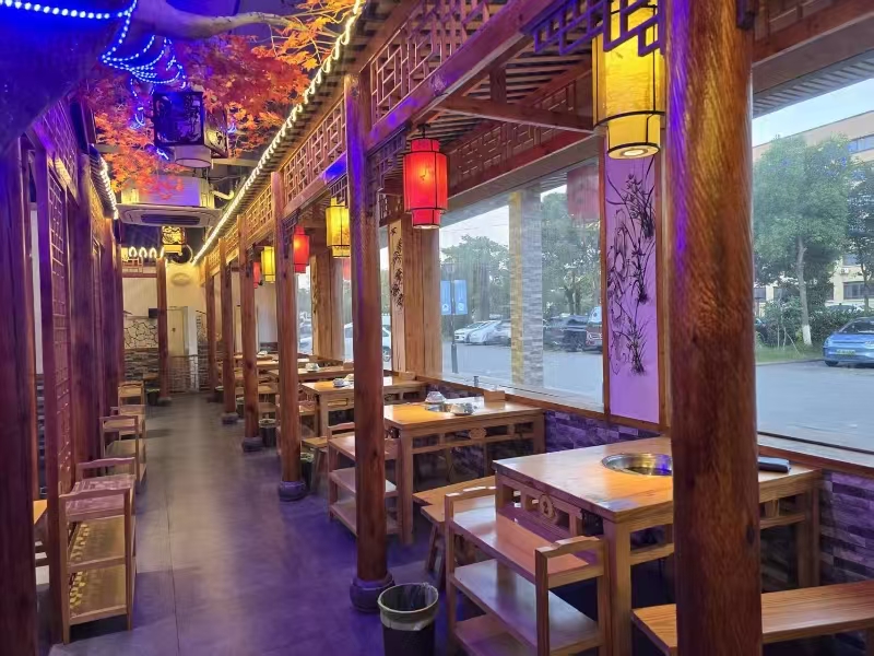 HR（556）桐乡万人小区临街饭店转让可外摆