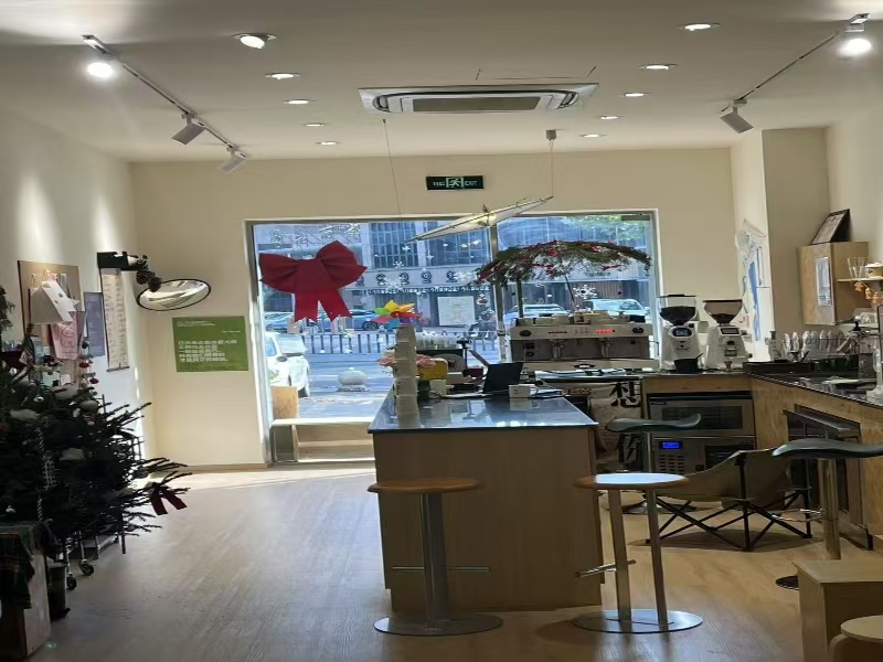 好运转（558）平湖环城西路旺铺转可餐饮