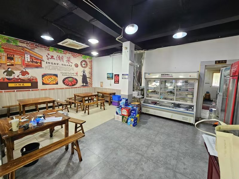 好运转（江湖菜）营业中上下两层180㎡餐饮店低价转让