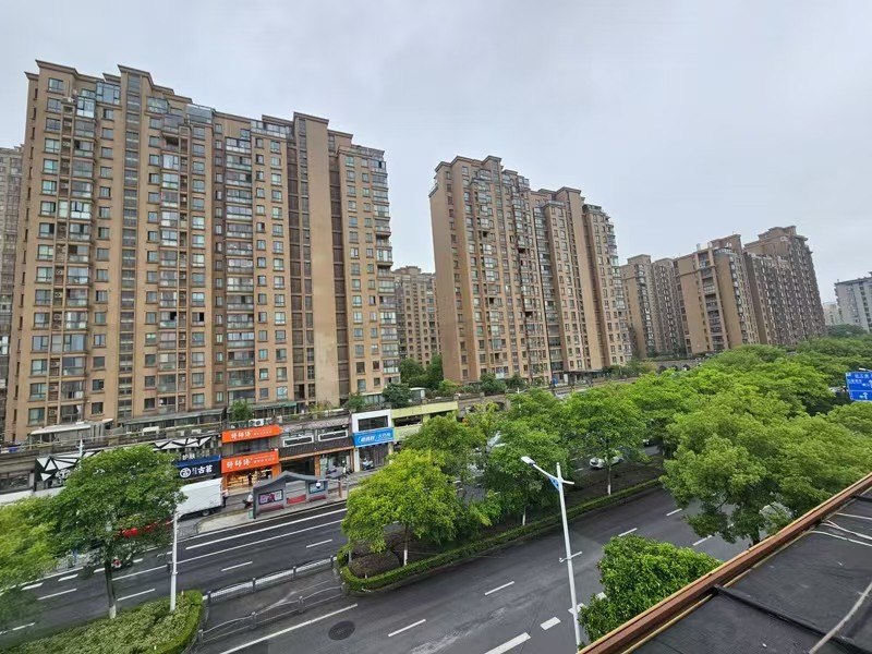好运转（叮叮书房）巴黎都市附近实验小学旁200㎡培训班带生源转让