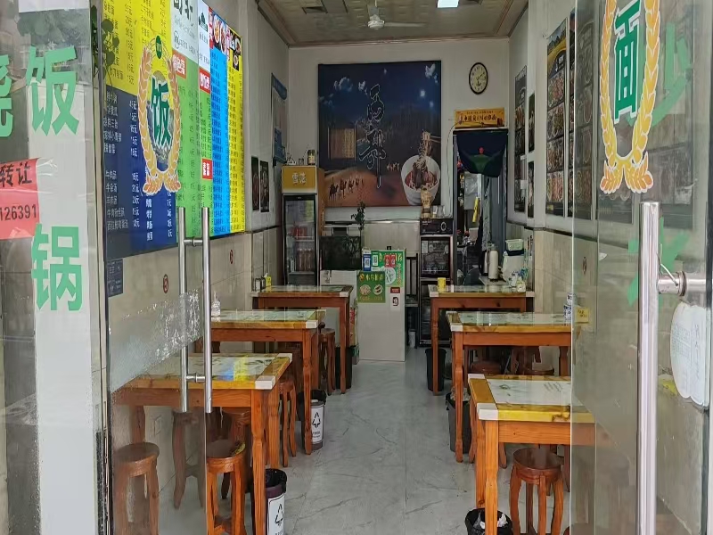 好运转（574）洪合镇外来人口很多兰州拉面店转让