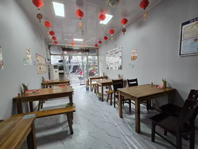 好运转（566）桐乡菜场对面骨头汤店转让