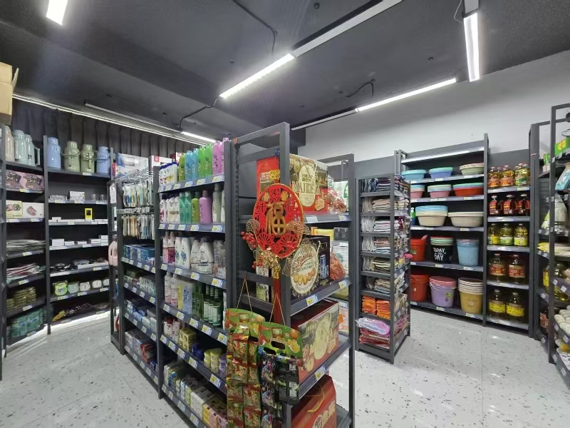 好运转（578）平湖小区门口第一家超市店转让