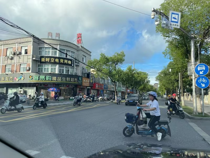 好运转（皖北超市）秀洲区洪高路附近小区进出口第一间超市转让