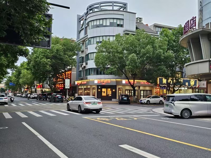 好运转（云杨天麻肚子鸡）桐乡振华路一层两间100平餐饮店转让