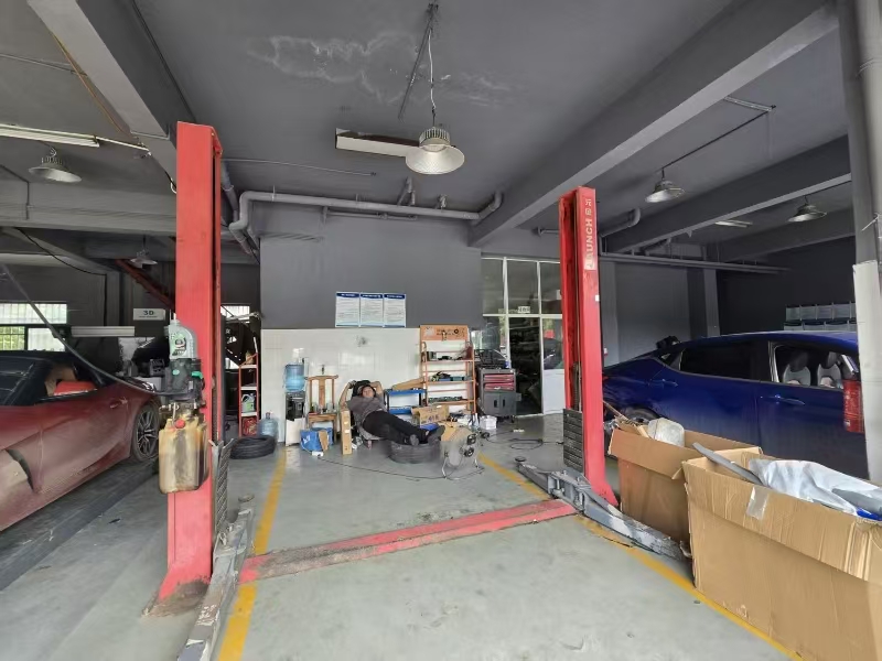 好运转（597）多个工业区旁经营7年汽修店转让