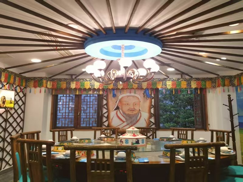 好运转（冰煮羊）桐乡振华路精装修400平餐饮总店转让