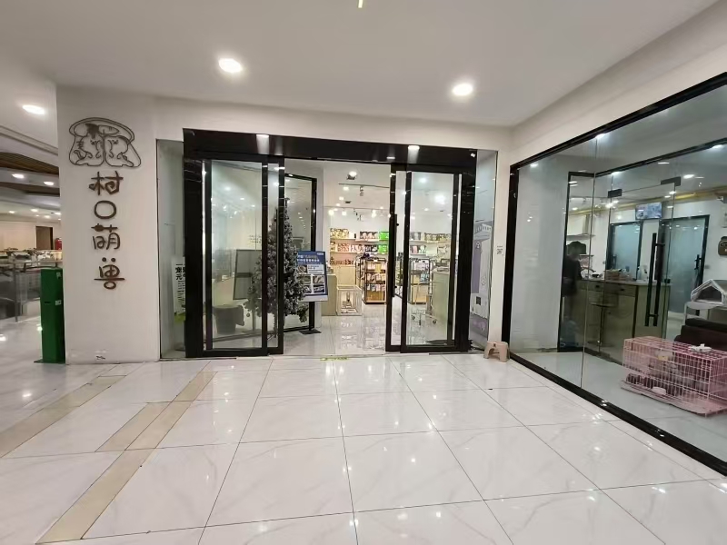 好运转（村口萌兽空店转让）嘉善万联城四间大门面旺铺转让