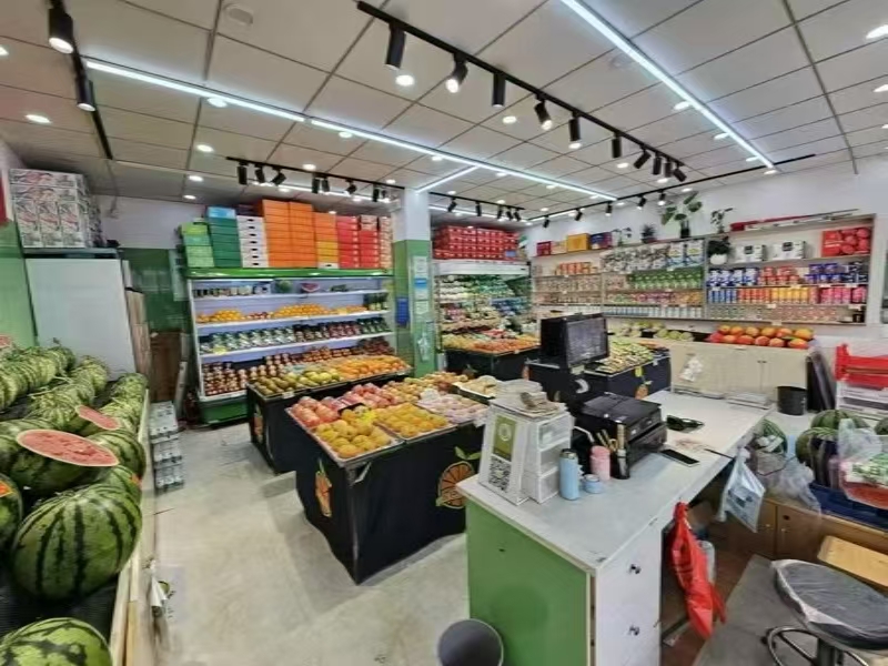 好运转（每日鲜果）水果店转让、经营9年老店、客人多