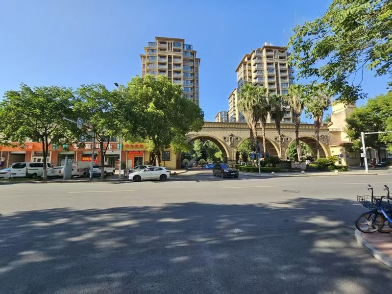 好运转（集味烧烤）双小区门口精装110㎡烧烤店转让、可外摆