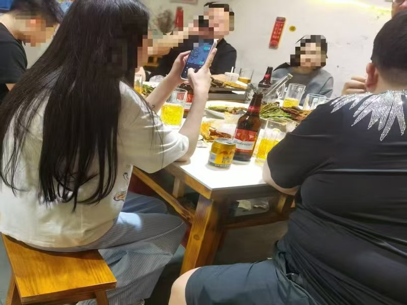 好运转（集味烧烤）双小区门口精装110㎡烧烤店转让、可外摆