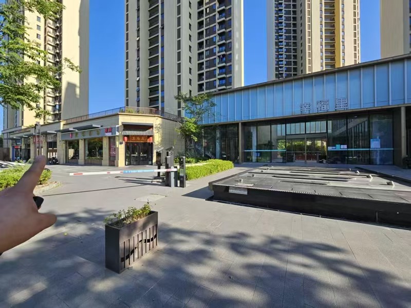 好运转（集味烧烤）双小区门口精装110㎡烧烤店转让、可外摆