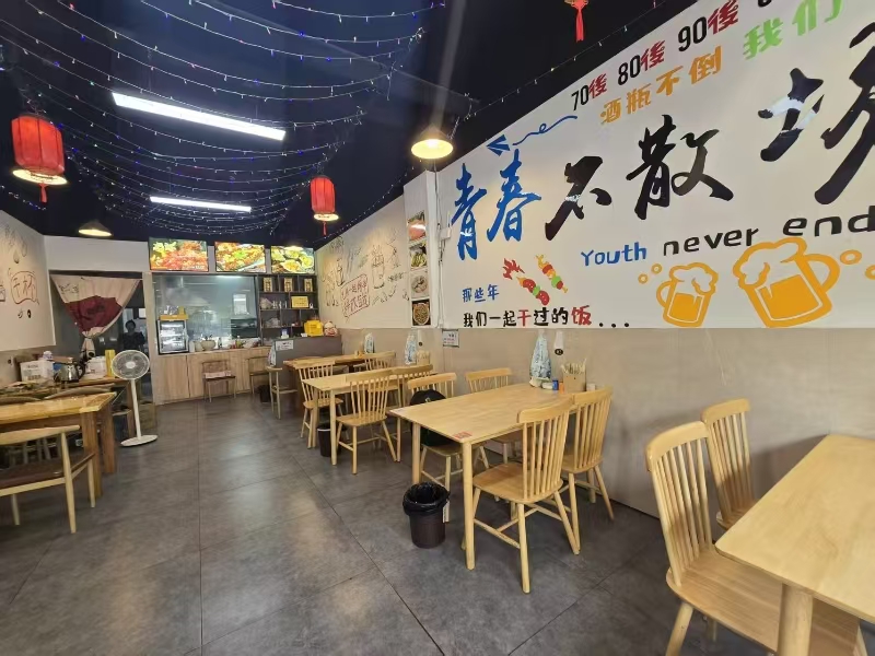 好运转（634）秀洲区万人小区烧烤店转让